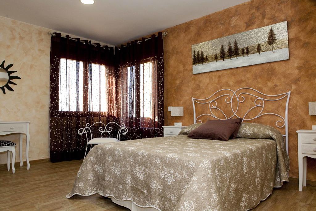 Casa Rural La Canchalera Losar De La Vera Szoba fotó